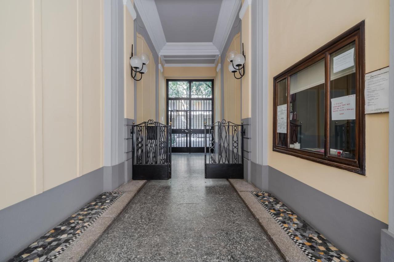 Lovely Apartment In Milano-Porta Romana W/ Balcony Exterior photo